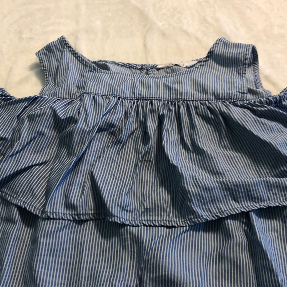 off the shoulder top - Picture 2 of 4